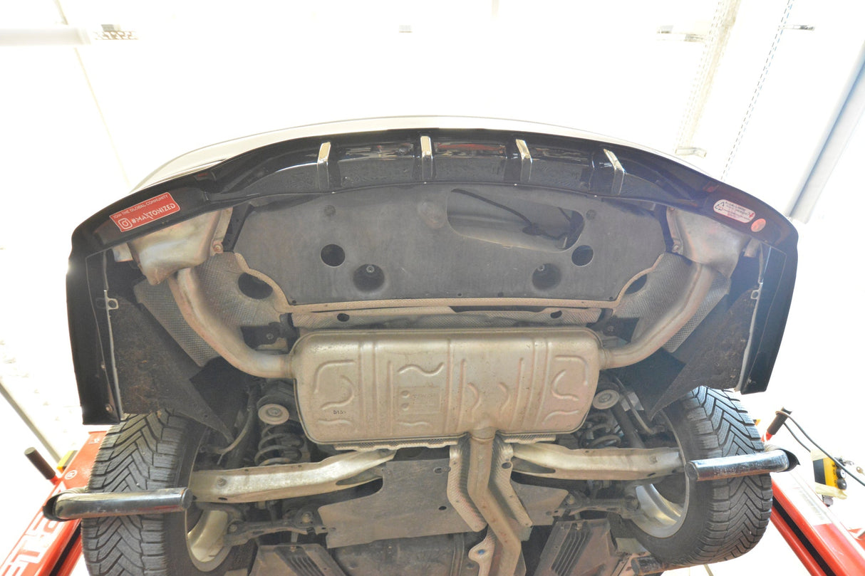 MERCEDES - BENZ CLA - C117 FACELIFT - REAR SPLITTER (WITH VERTICAL BARS)