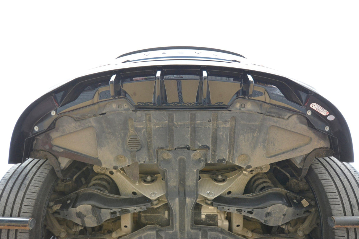 Maxton Design Central Rear Splitter (With Vertical Bars) Volvo C40 Mk1