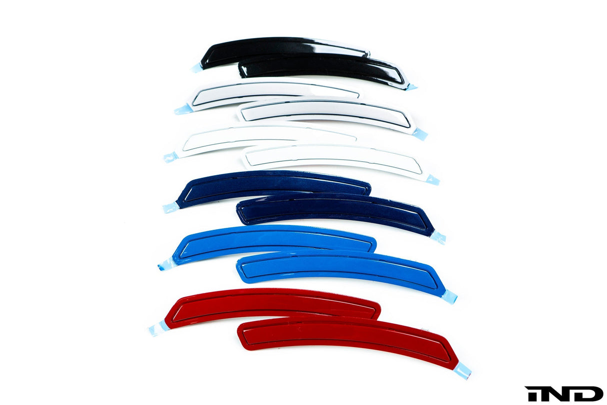 IND G29 Z4 Painted Front Reflector Set