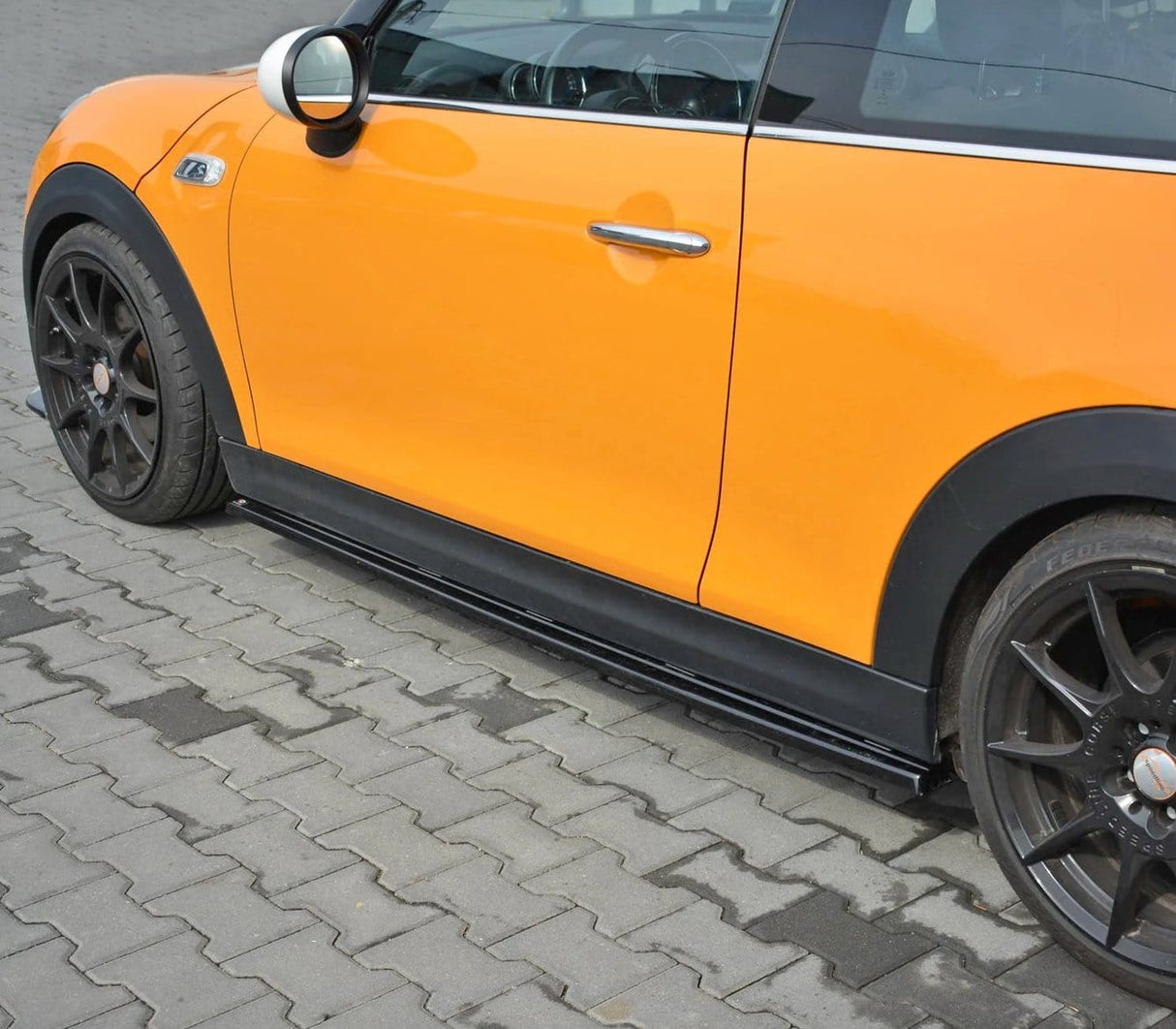 Maxton Design Side Skirts Diffusers MINI Cooper Base & S Mk3 Preface 3-Door F56 & F57