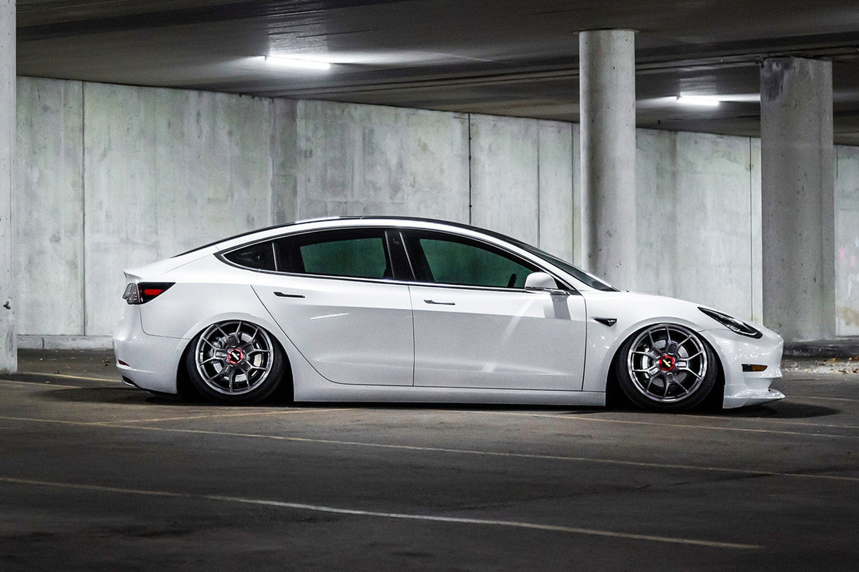 Air Lift Performance Rear Performance Kit - 2017-2022 Tesla Model 3 / 2020-2022 Tesla Model Y