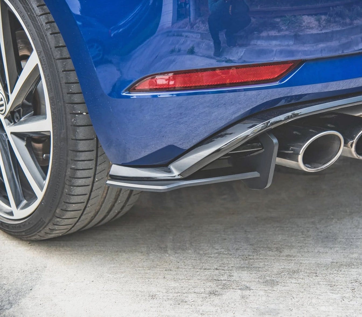Maxton Design Racing Durability Rear Side Splitters VW Mk7.5 Golf-R