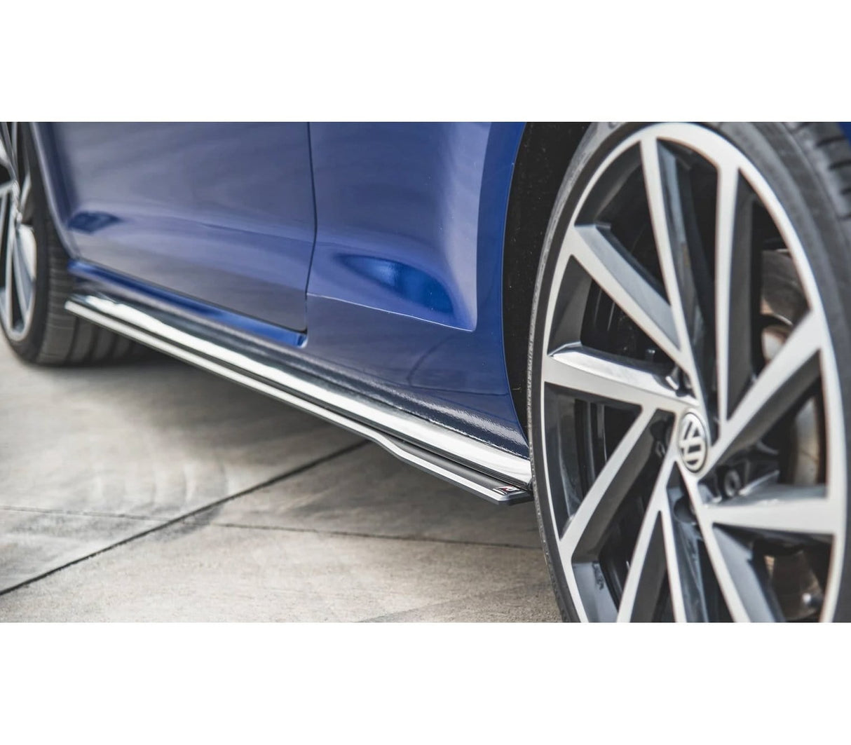 Maxton Design Racing Durability Side Skirts Diffusers VW Mk7.5 Golf-R