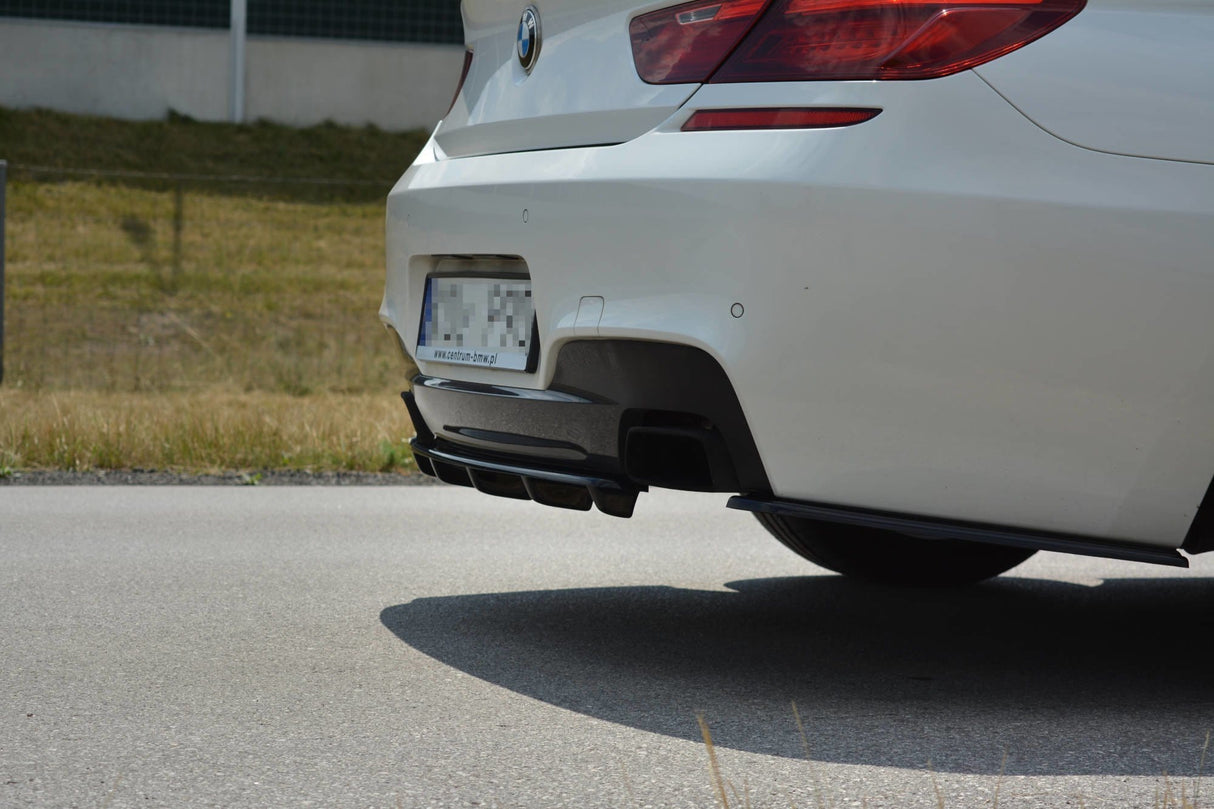 Maxton Design Central Rear Splitter BMW 6 Gran Coupé M-Package (With A Vertical Bar)