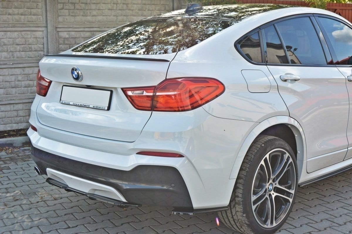 Maxton Design Central Rear Splitter BMW X4 M-Package (With A Vertical Bar)