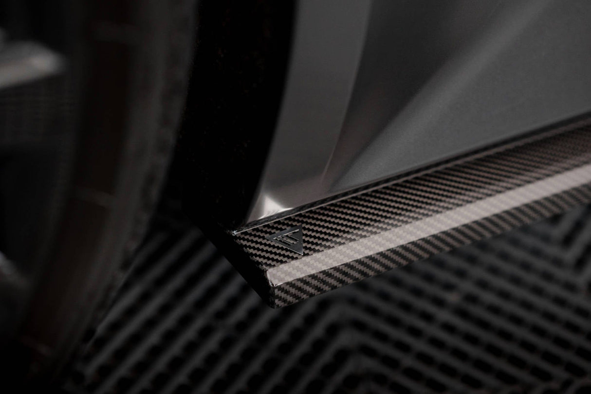Maxton Design Carbon Fiber Side Skirts - Audi / C8 / RS6 / RS7