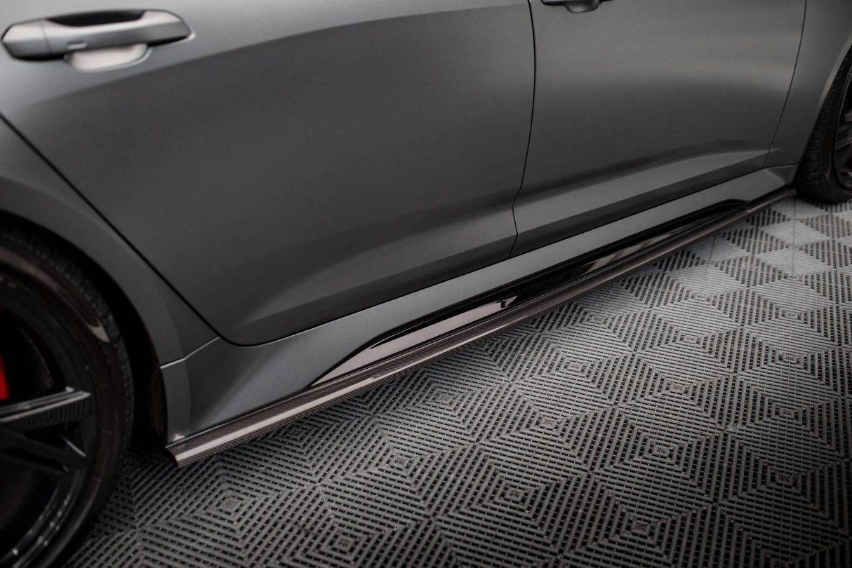 Maxton Design Carbon Fiber Side Skirts - Audi / C8 / RS6 / RS7