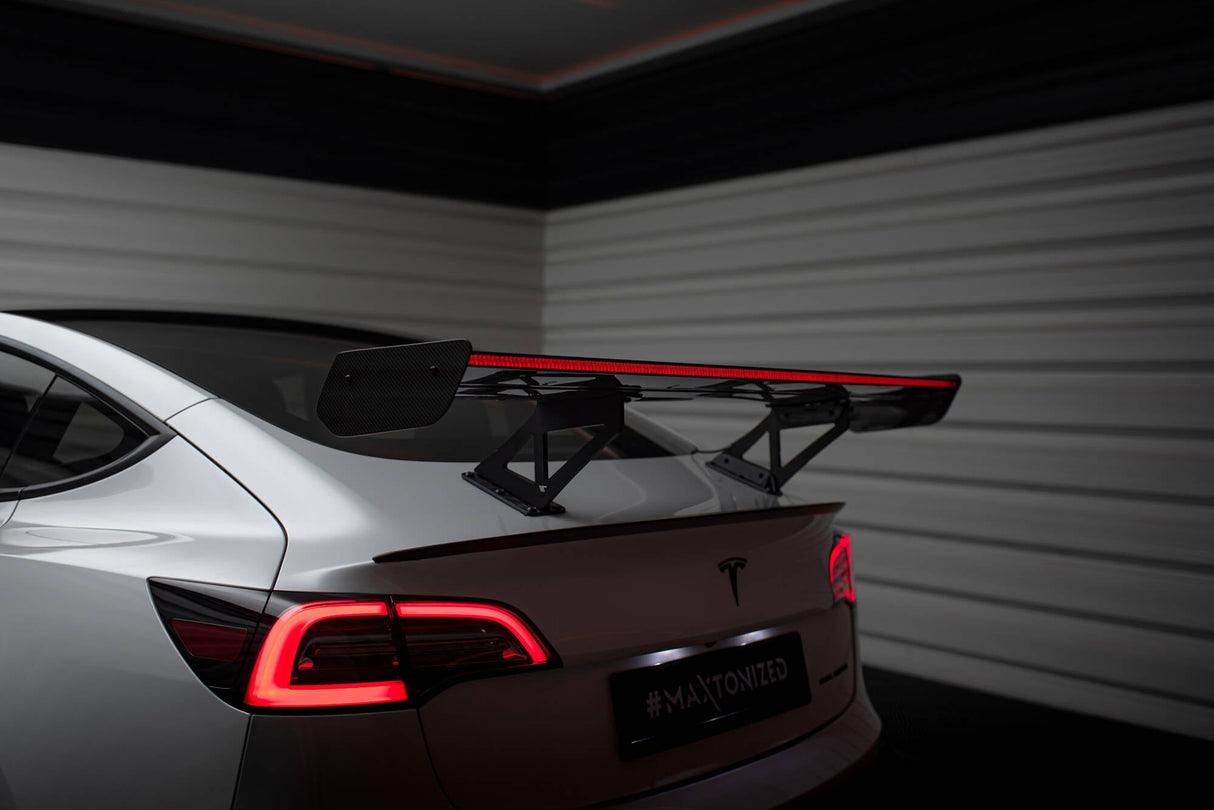 Maxton Design Carbon Spoiler + Led Tesla Model 3