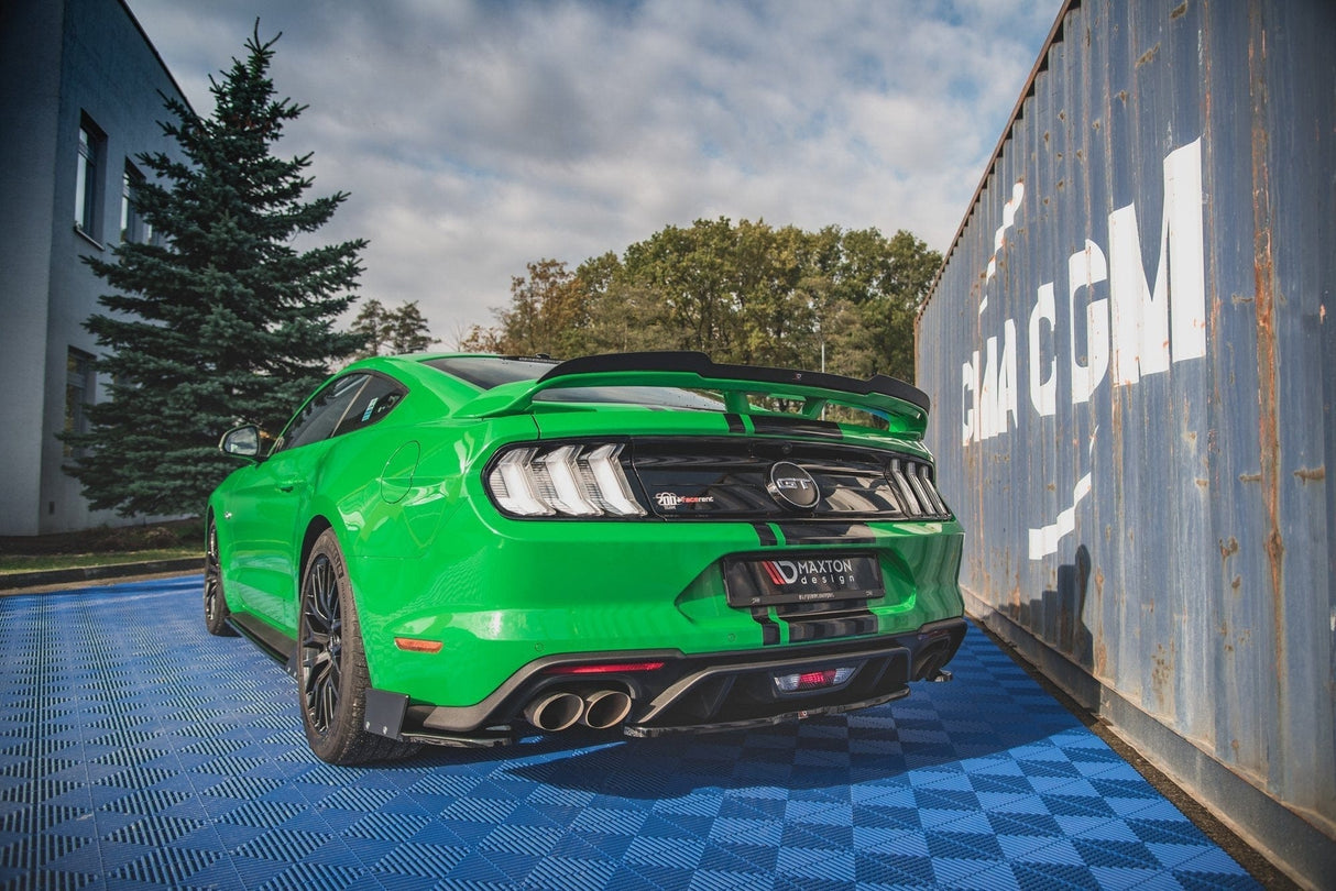 Maxton Design Central Rear Splitter Ford Mustang GT MK6 Facelift
