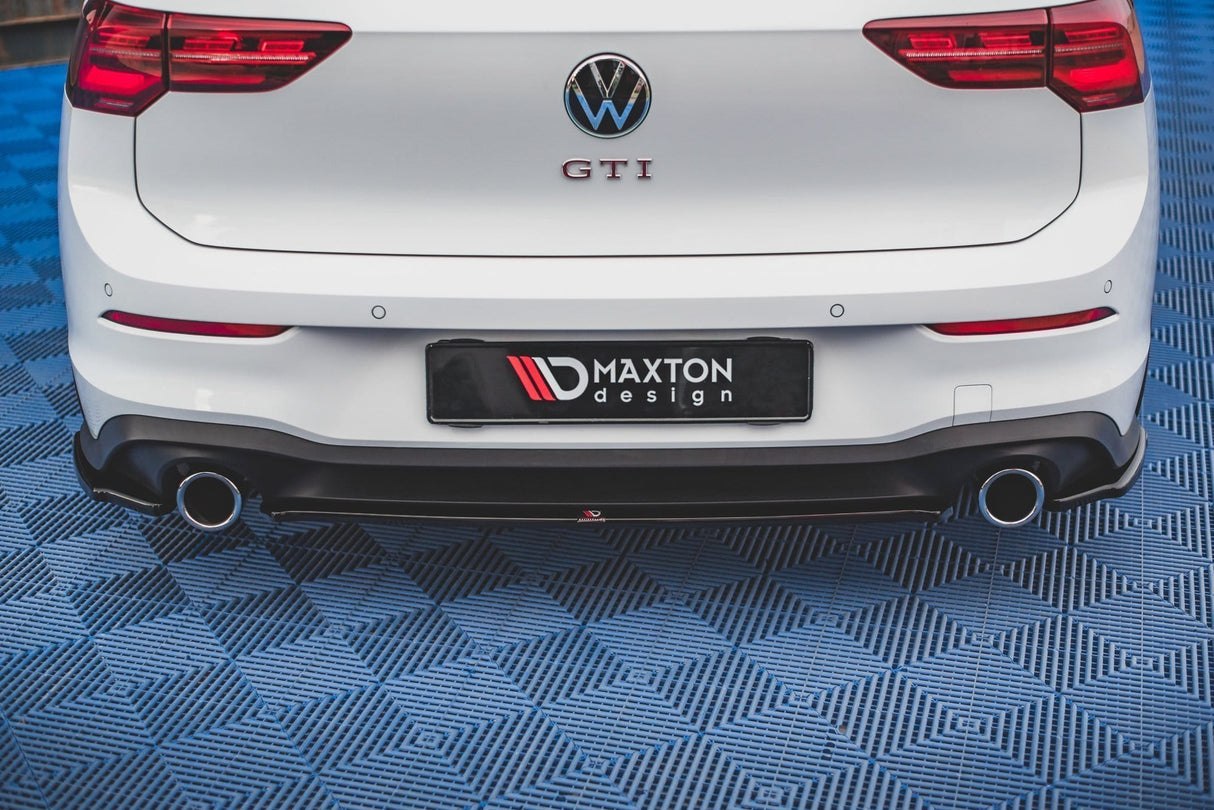 Maxton Design Central Rear Splitter Volkswagen Golf Mk8 GTi