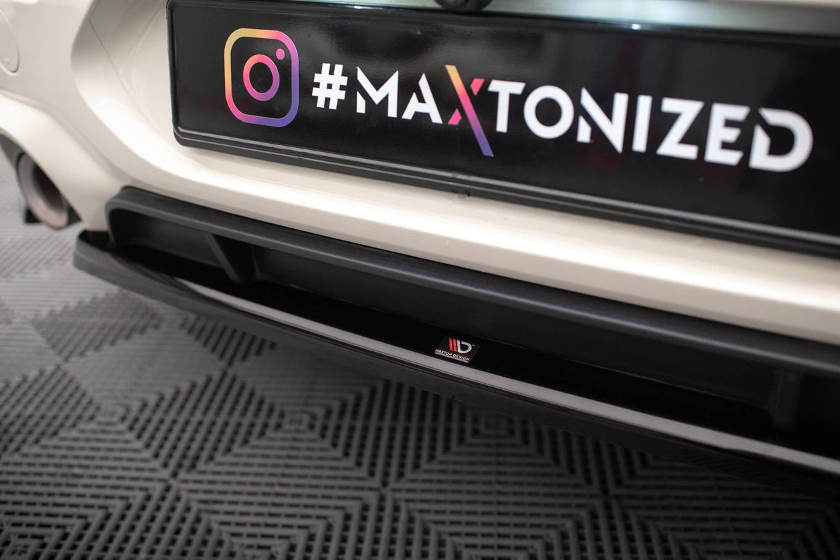 Maxton Design Central Rear Splitter - MINI Cooper Clubman John Cooper Works (F54 Facelift)