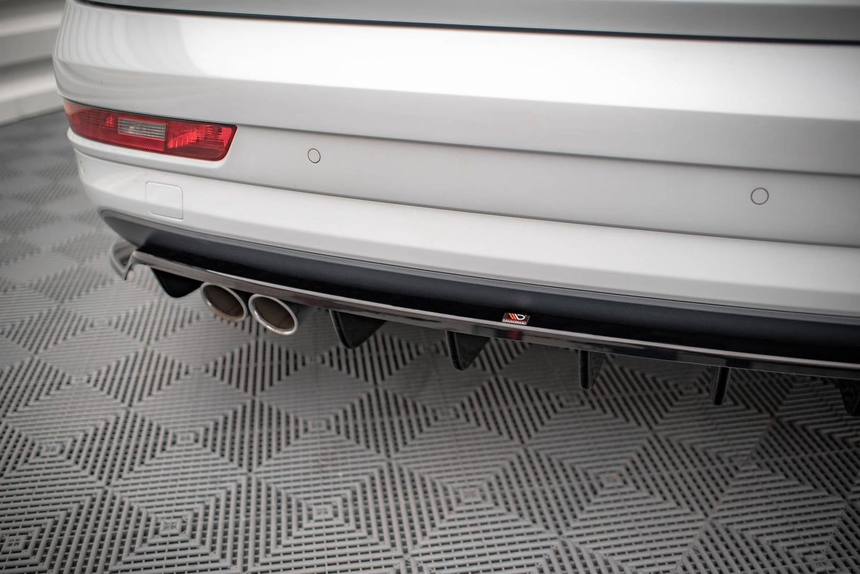 Maxton Design Central Rear Splitter (With Vertical Bars) Audi Q3 S-Line 8U Facelift