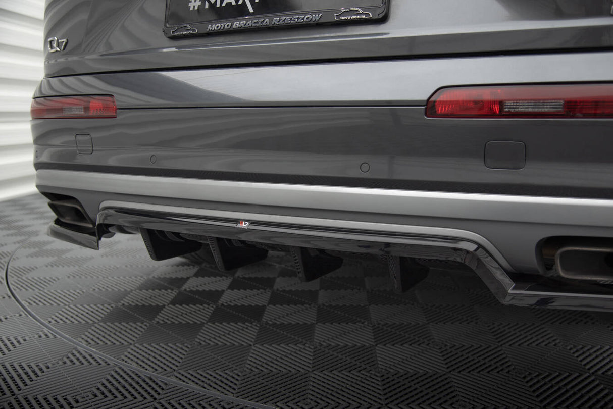 Maxton Design Central Rear (with Vertical Bars) - Audi MK2 Q7