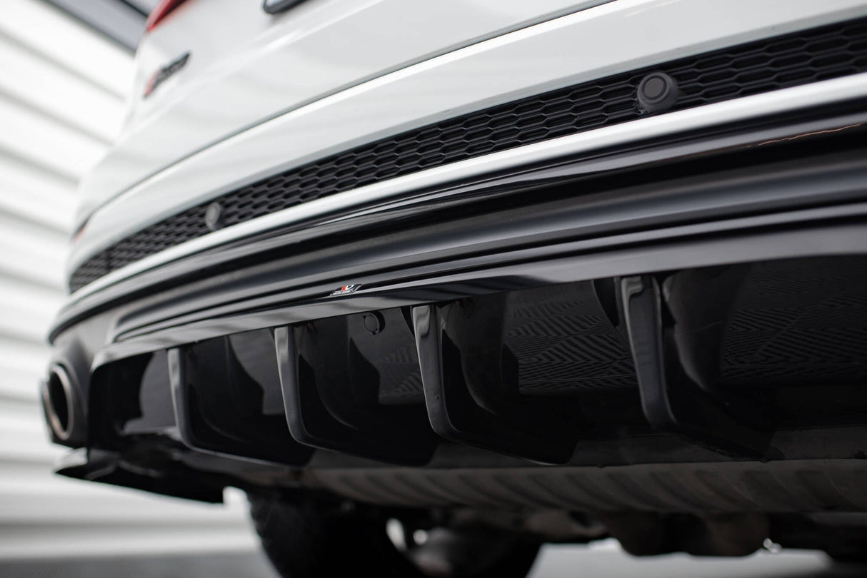 Maxton Design Central Rear Splitter (With Vertical Bars) Audi SQ8 Mk1