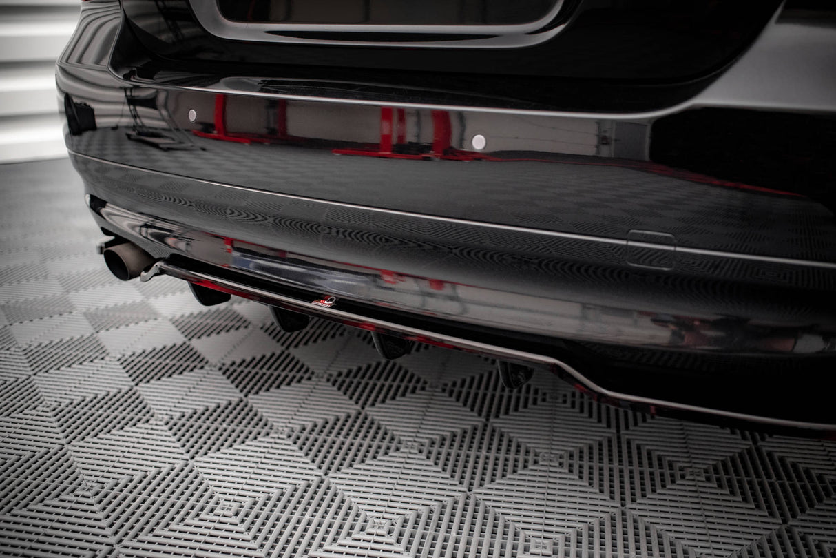 Maxton Design Central Rear Splitter (With Vertical Bars) BMW 3 Sedan E90