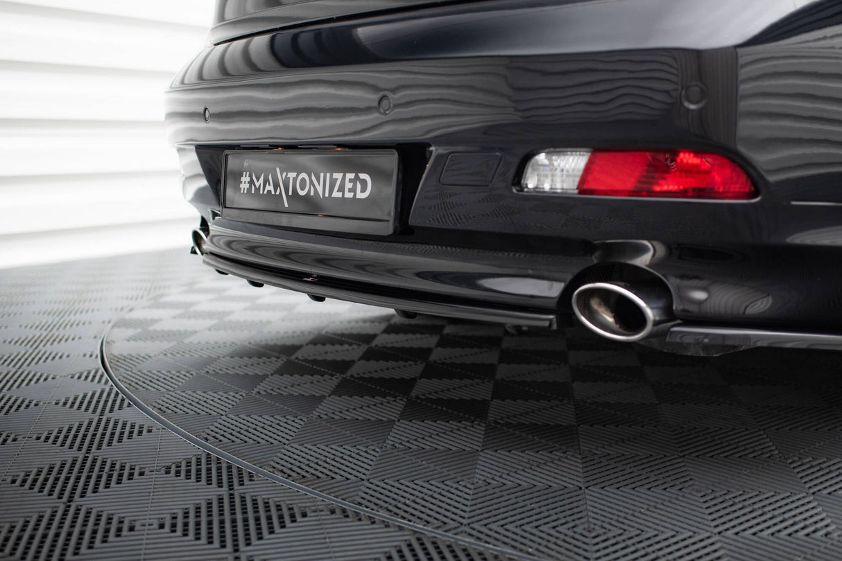 Maxton Design Central Rear Splitter (With Vertical Bars) BMW 6 Coupe / Cabrio E63 / E64