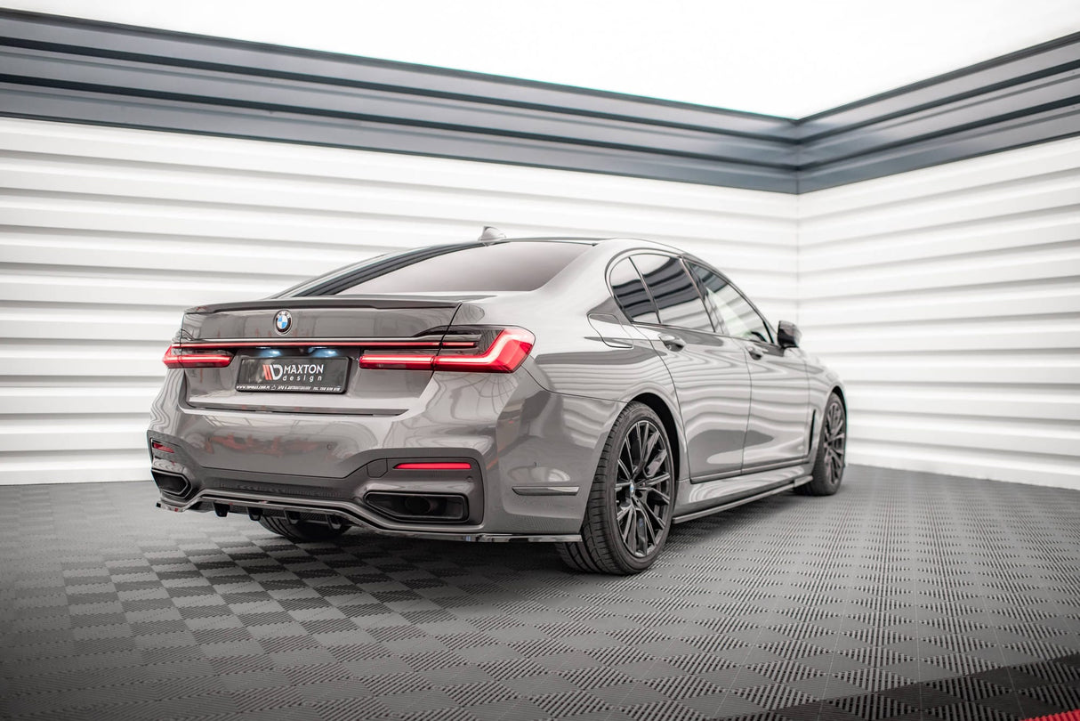 Maxton Design Central Rear Splitter (With Vertical Bars) BMW 7 M-Pack G11 Facelift