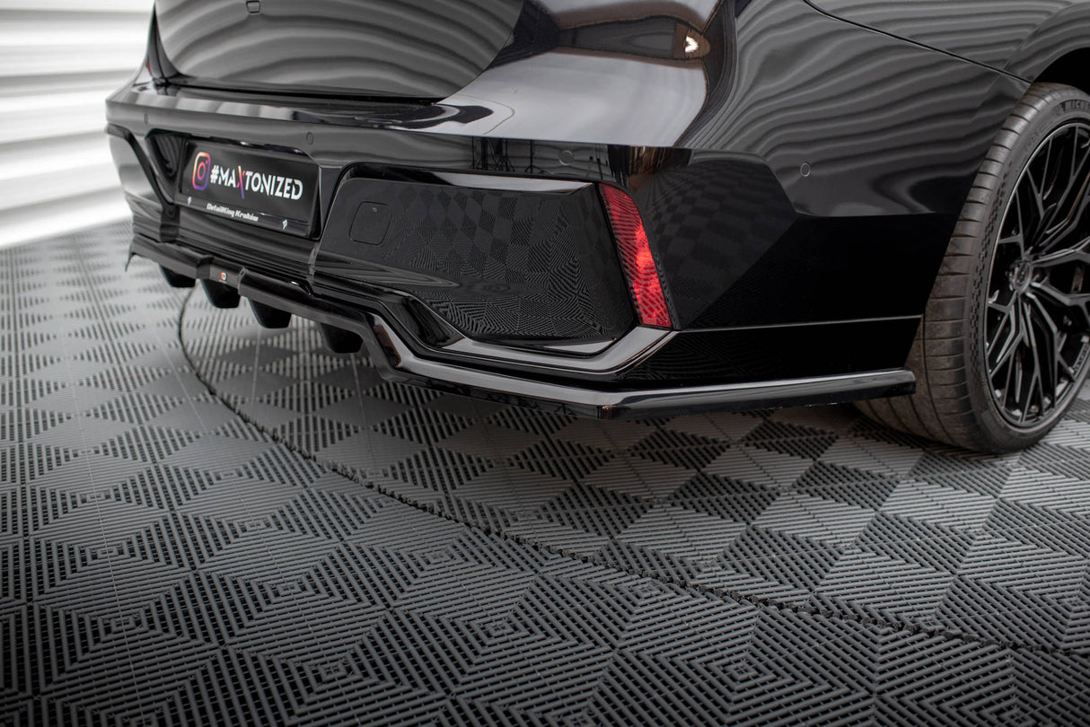 Maxton Design Central Rear Splitter (With Vertical Bars) BMW 7 M-Pack G70