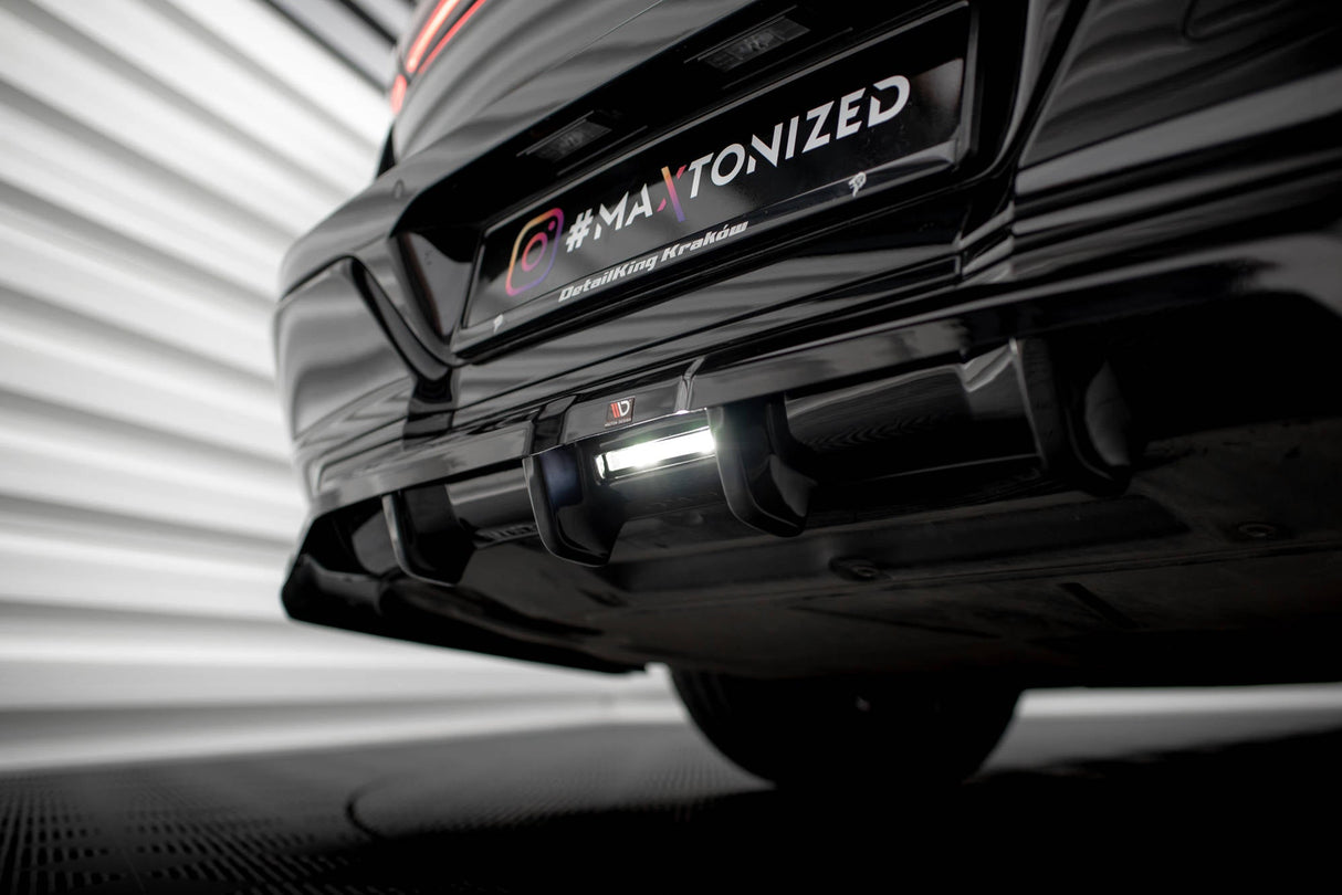 Maxton Design Central Rear Splitter (With Vertical Bars) BMW 7 M-Pack G70