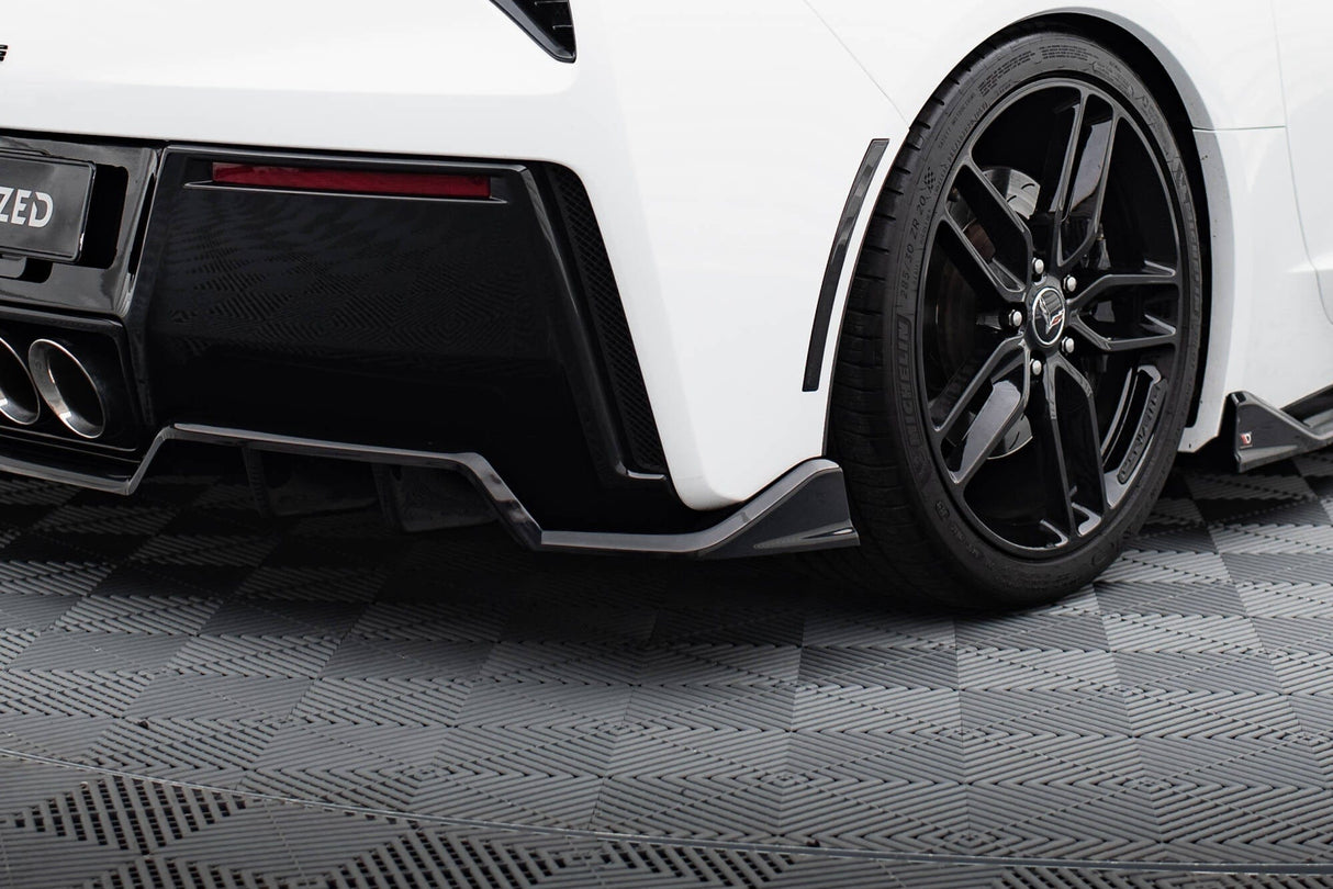 Maxton Design Central Rear Splitter (With Vertical Bars) Chevrolet Corvette C7