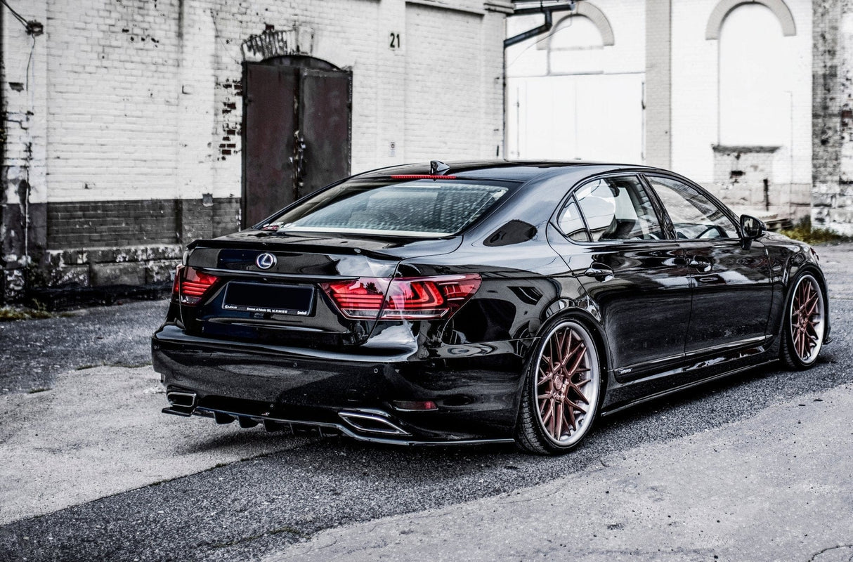 Maxton Design Central Rear Splitter (With Vertical Bars) Leuxs Ls Mk4 Facelift