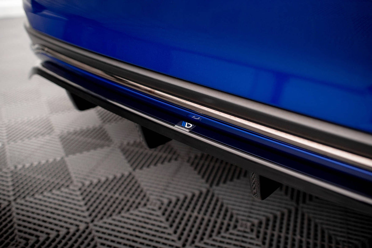 Maxton Design Central Rear Splitter (With Vertical Bars) Lexus Es F Sport (Hybrid) Mk7