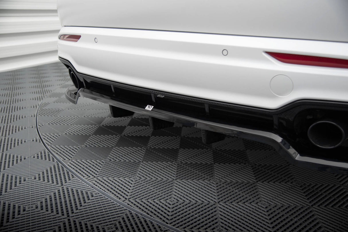 Maxton Design Central Rear Splitter (With Vertical Bars) Maserati Grecale Gt / Modena MK1