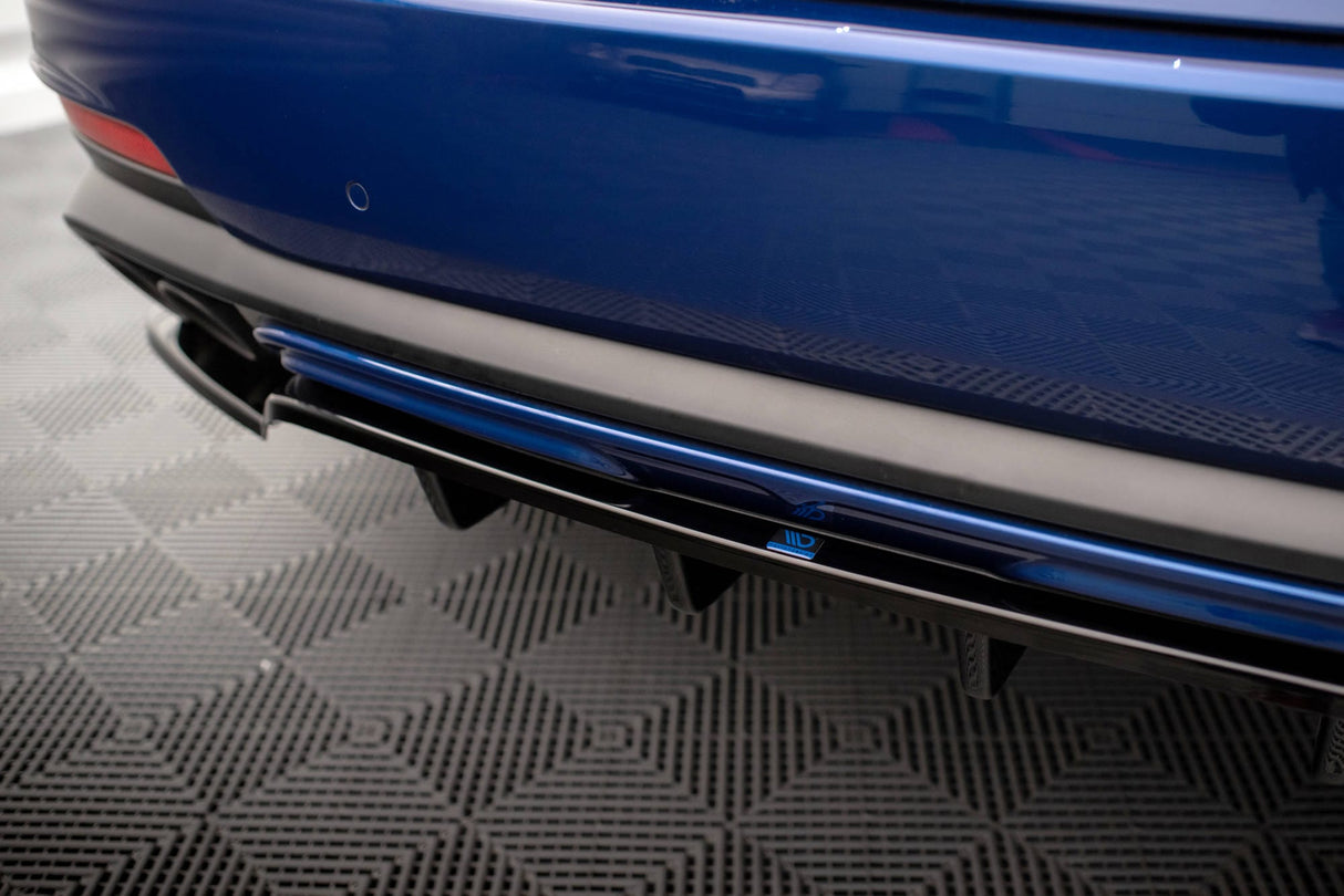 Maxton Design Central Rear Splitter (With Vertical Bars) Maserati Levante GTS MK1