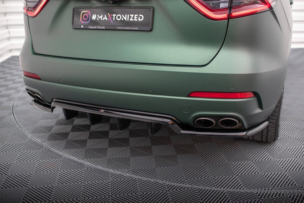 Maxton Design Central Rear Splitter (With Vertical Bars) - Maserati Levante Mk1