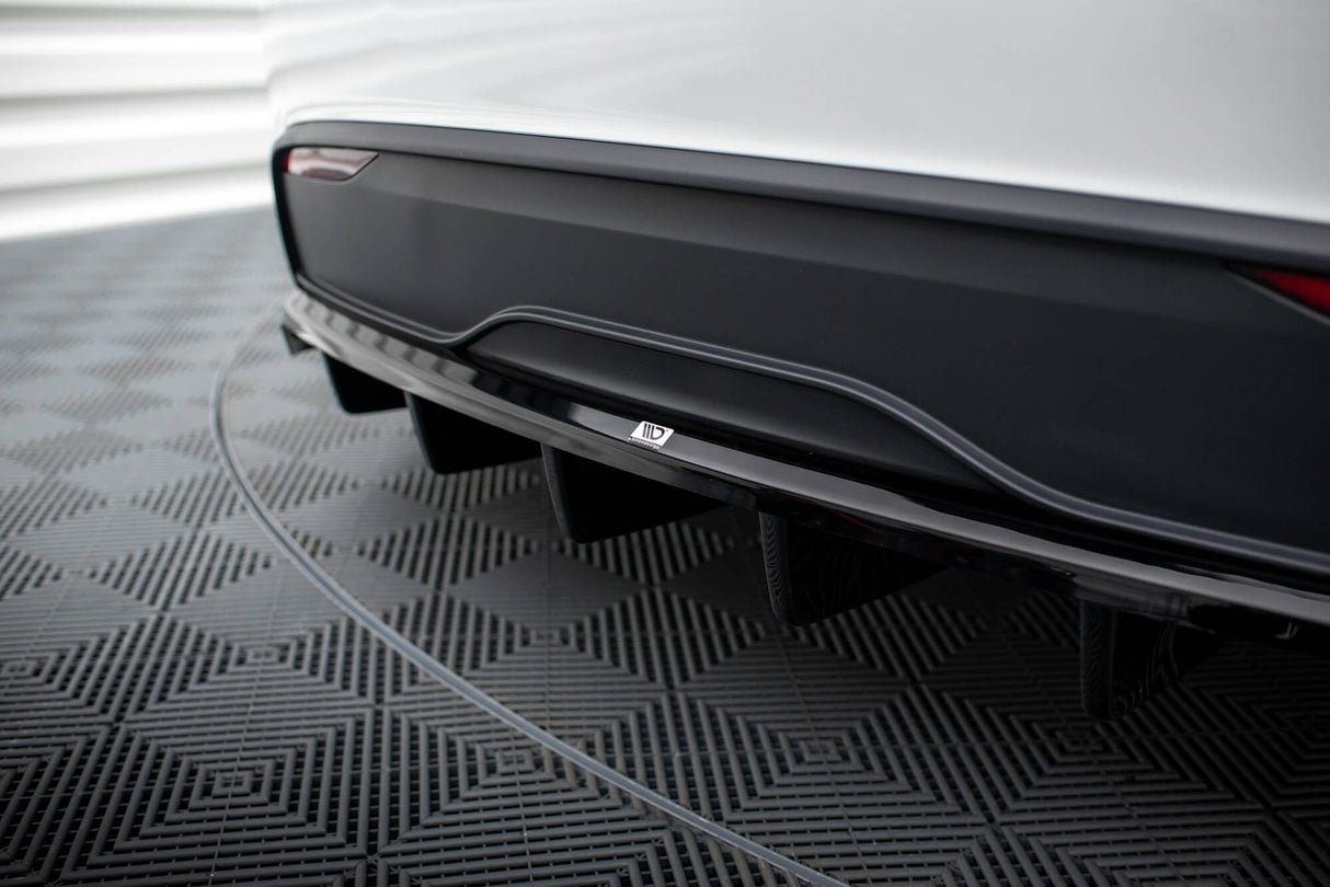 Maxton Design Central Rear Splitter (With Vertical Bars) Tesla Model X MK1 Facelift