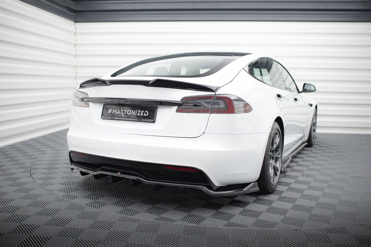 Maxton Design Central Rear Splitter (With Vertical Bars) V.1 Tesla Model S Plaid MK1 Facelift
