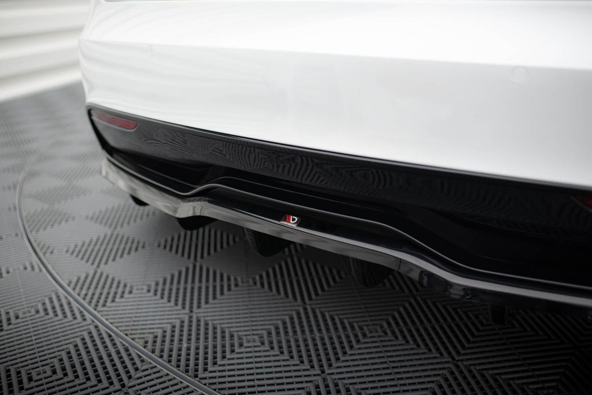Maxton Design Central Rear Splitter (With Vertical Bars) V.1 Tesla Model S Plaid MK1 Facelift