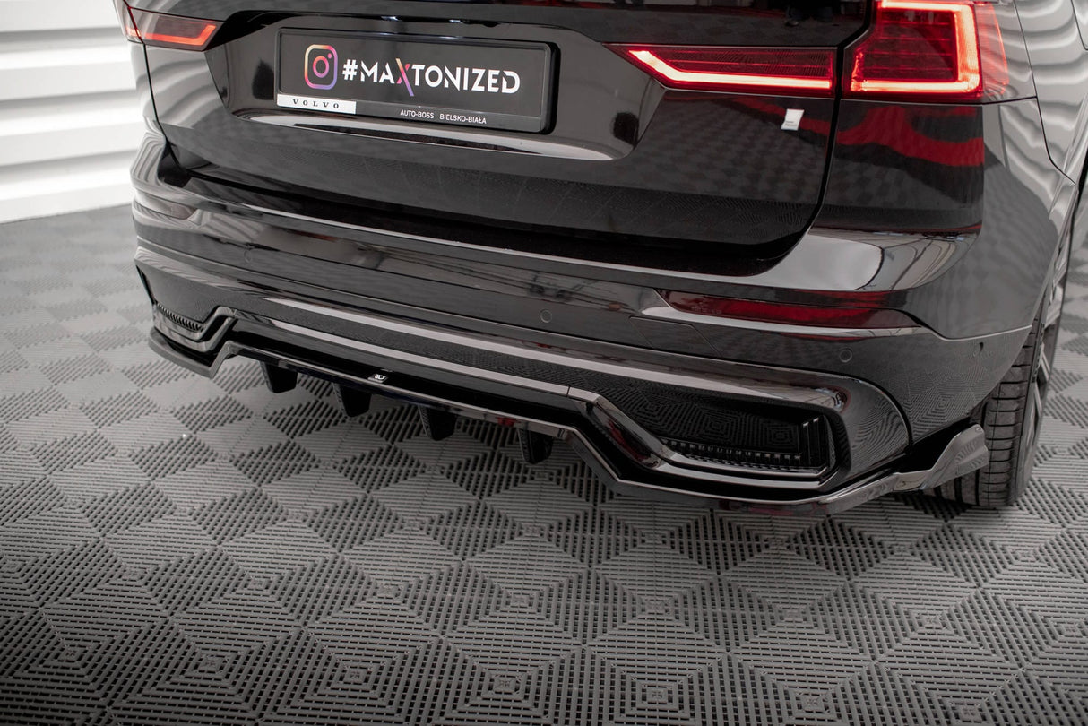 Maxton Design Central Rear Splitter (With Vertical Bars) Volvo Xc60 R-Design Mk2 Facelift