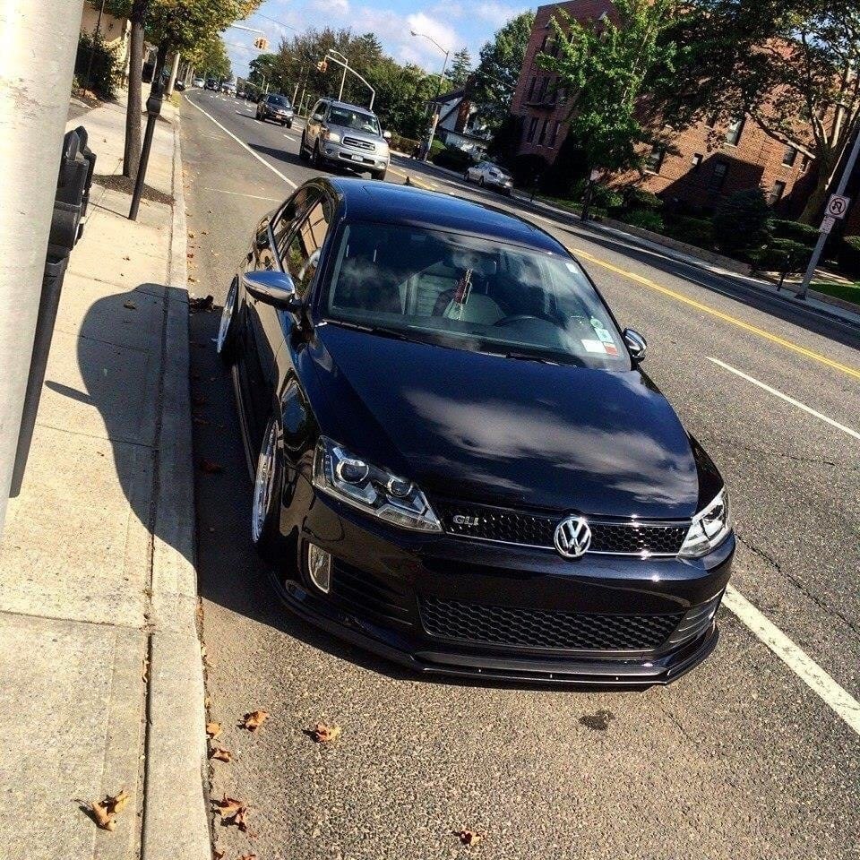 Maxton Design Front Splitter VW Jetta VI GLI