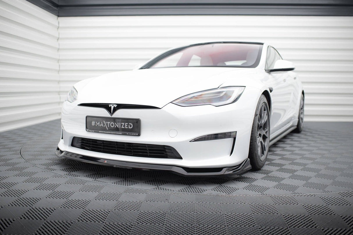 Maxton Design Front Splitter V.2 Tesla Model S Plaid MK1 Facelift