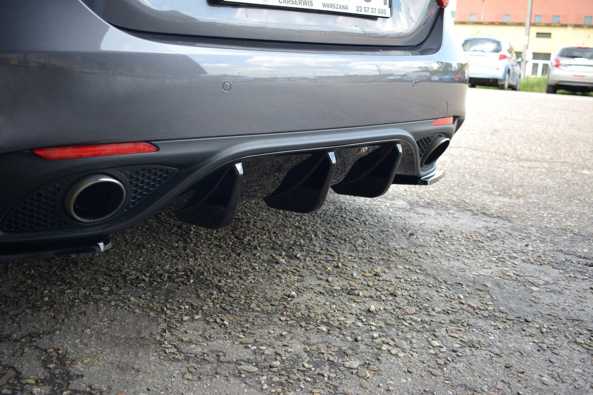 Maxton Design Rear Valance Alfa Romeo Giulia Veloce