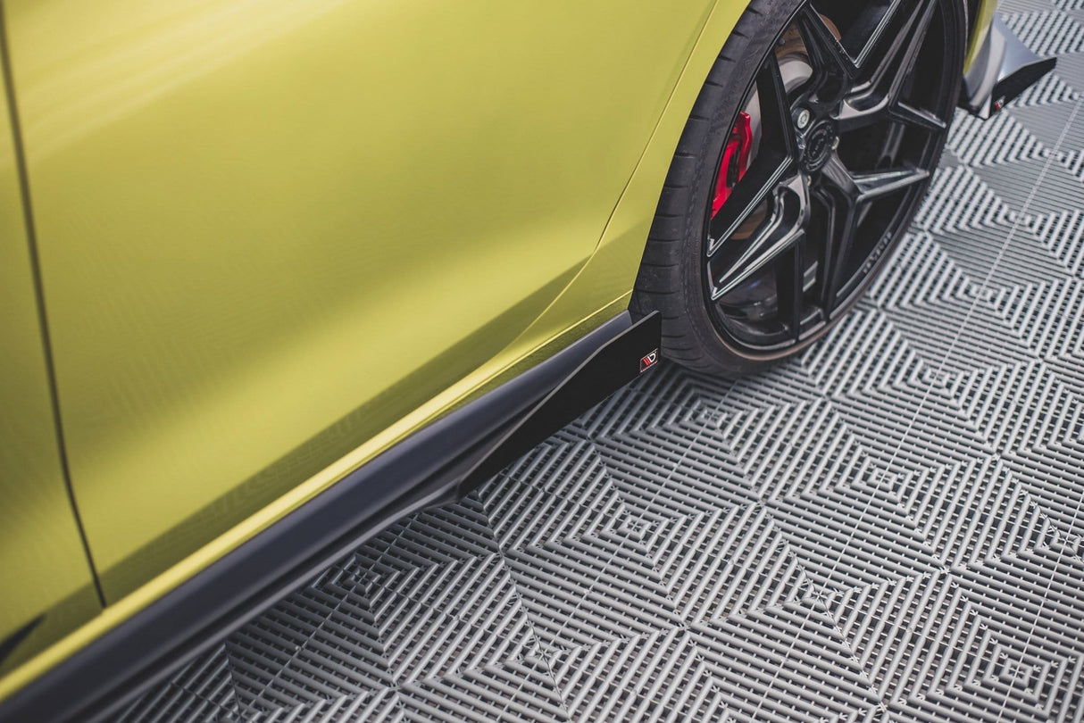 Maxton Design Racing Durability Side Skirts Diffusers + Flaps Volkswagen Golf Mk8 GTi / GTi Clubsport / R-Line