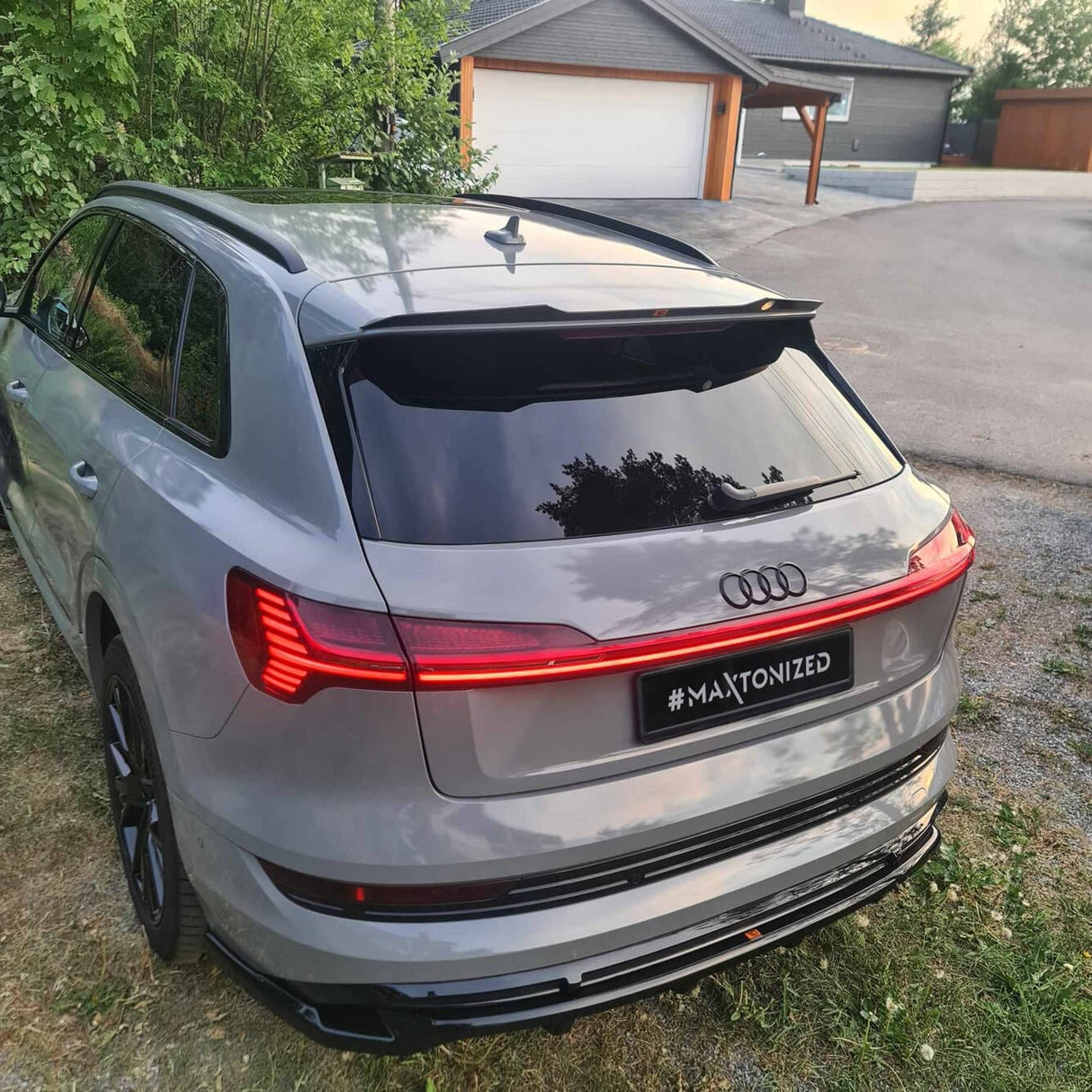 Maxton Design Rear Splitter (With Vertical Bars) Audi E-Tron S-Line