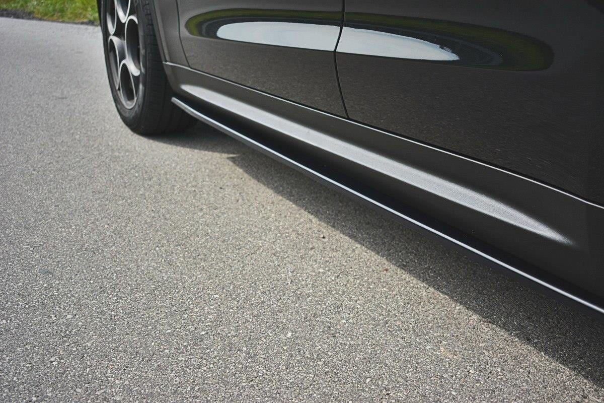 Maxton Design Side Skirts Diffusers Alfa Romeo Stelvio