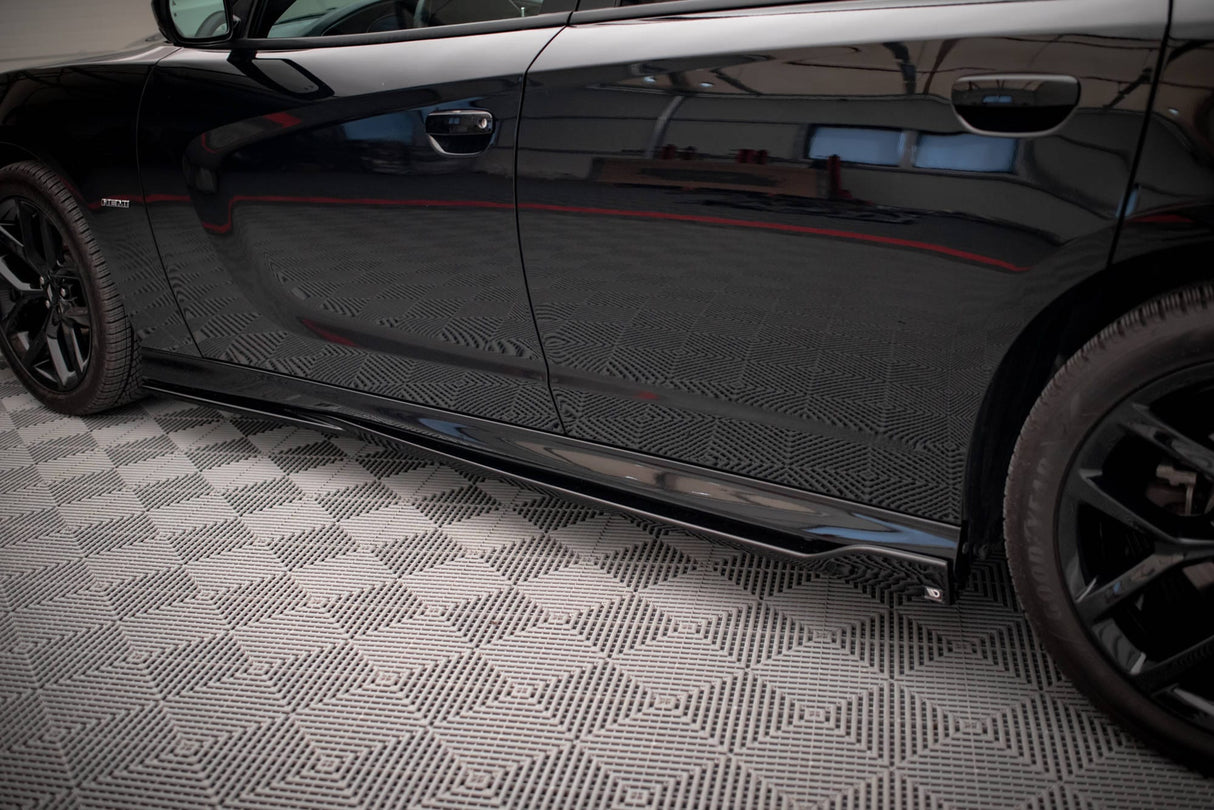 Maxton Design Side Skirts Diffusers Dodge Charger SRT MK7 Facelift