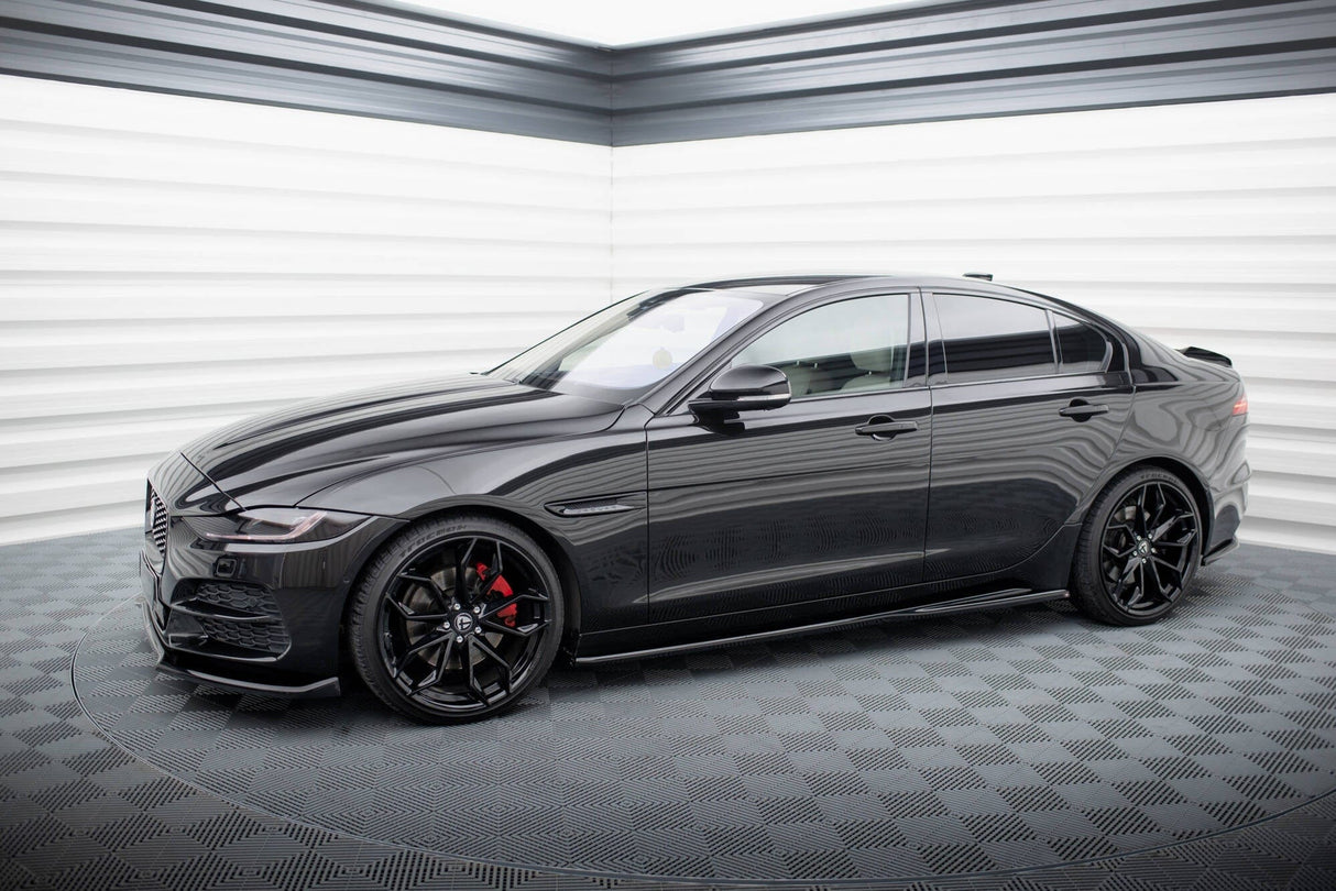 Maxton Design Side Skirts Diffusers Jaguar Xe X760 Facelift
