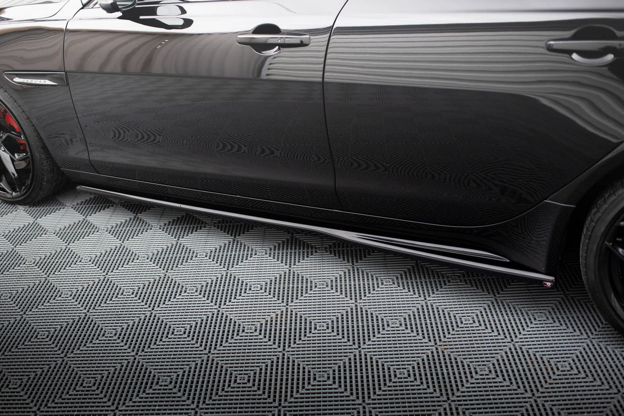 Maxton Design Side Skirts Diffusers Jaguar Xe X760 Facelift