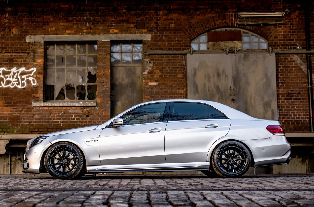 Maxton Design Side Skirts Diffusers Mercedes-Benz E63 AMG Sedan W212 Facelift