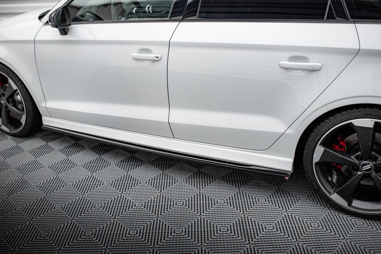 Maxton Design Side Skirts Diffusers V.2 Audi RS3 Sedan 8V Facelift