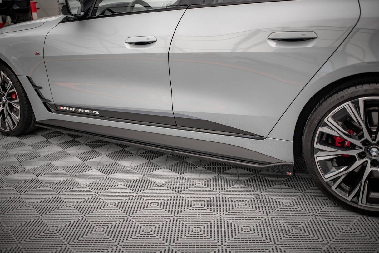 Maxton Design Side Skirts Diffusers V.2 BMW 4 Gran Coupe M-Pack G26
