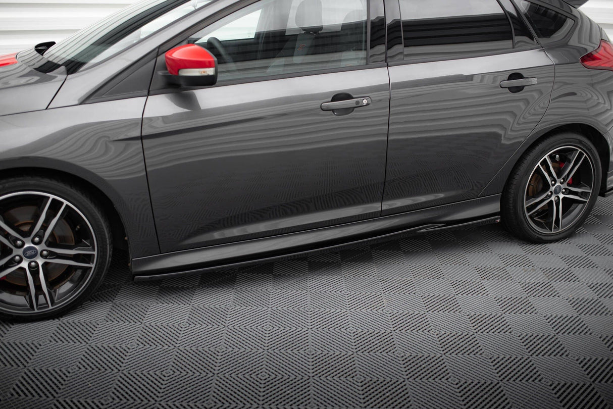 Maxton Design Side Skirts Diffusers V.2 Ford Focus St MK3 / MK3 Fl