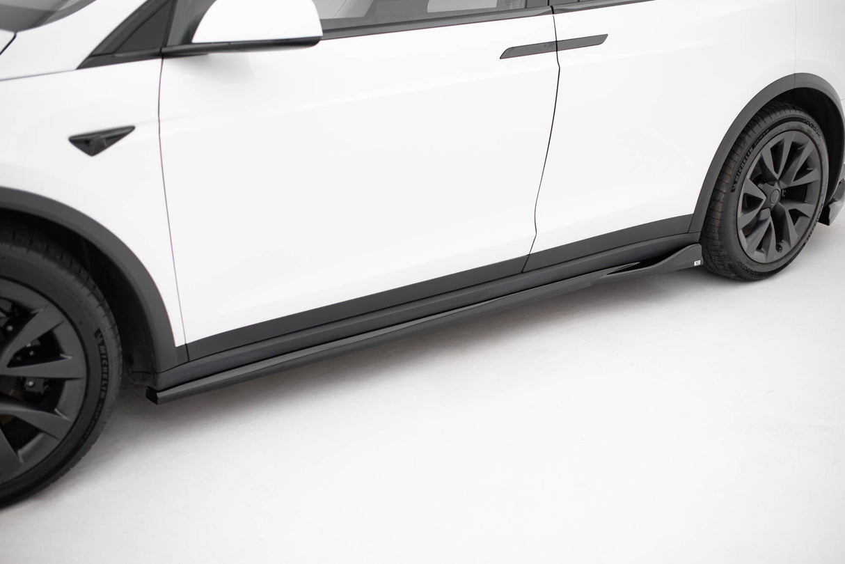 Maxton Design Side Skirts Diffusers V.2 Tesla Model X MK1 Facelift