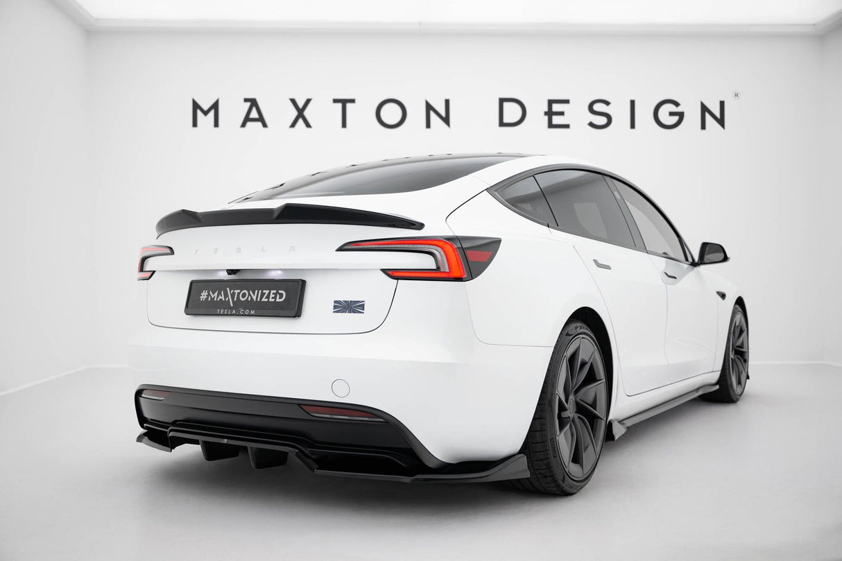 Maxton Design Spoiler Cap 3D Tesla Model 3