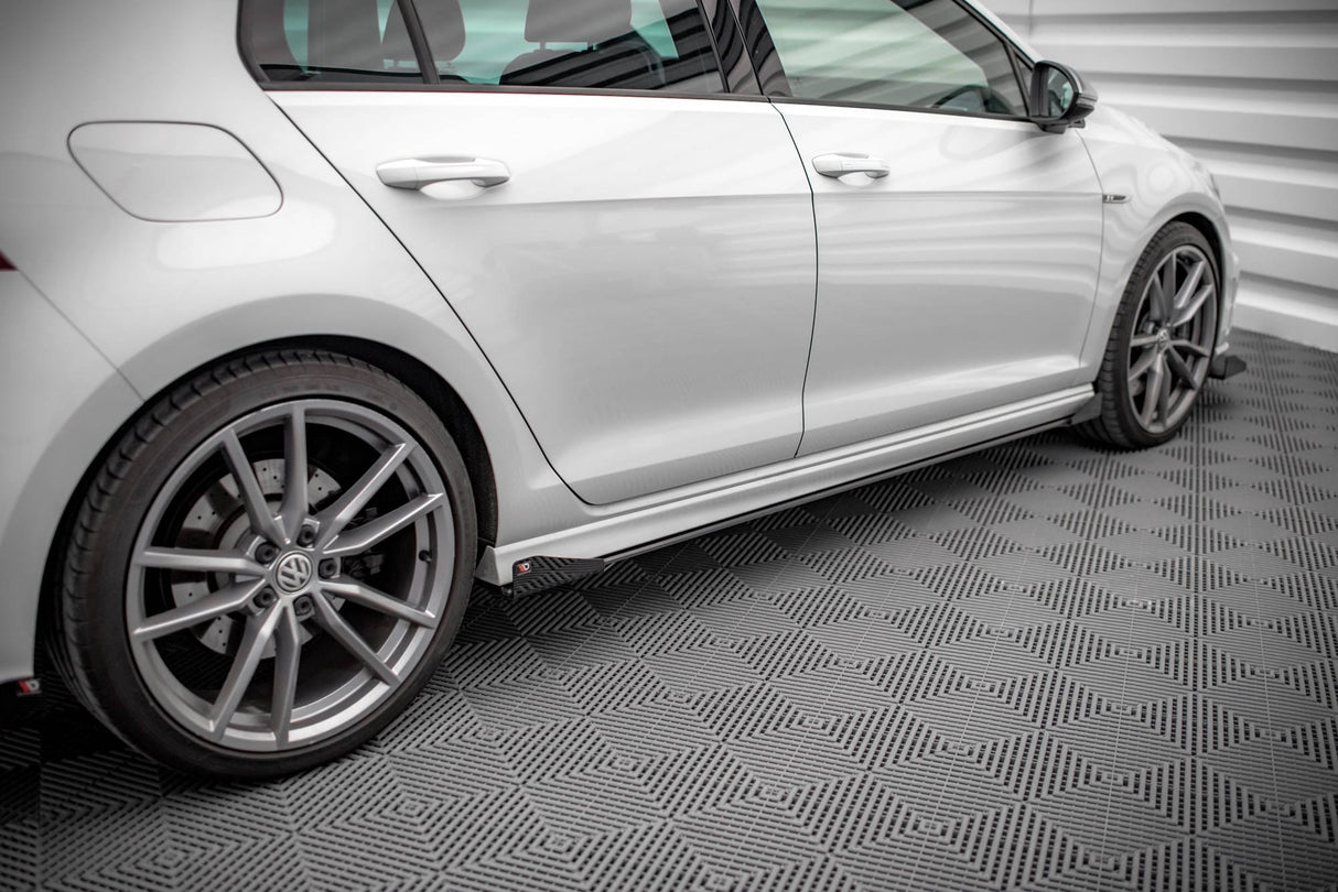 Maxton Design Street Pro Side Skirts Diffusers + Flaps VW Golf R Mk7