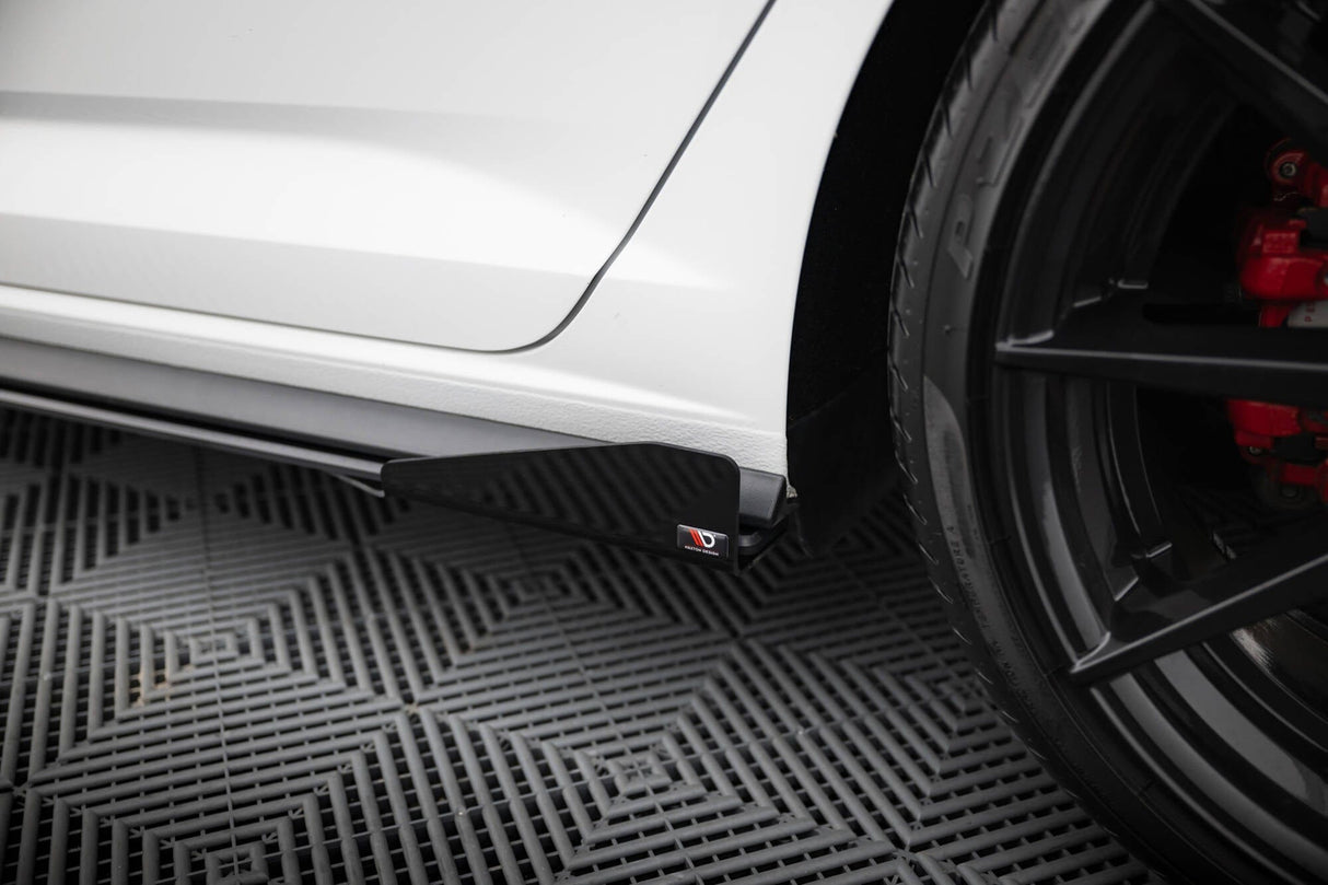 Maxton Design Street Pro Side Skirts Diffusers + Flaps VW Jetta GLI Mk7